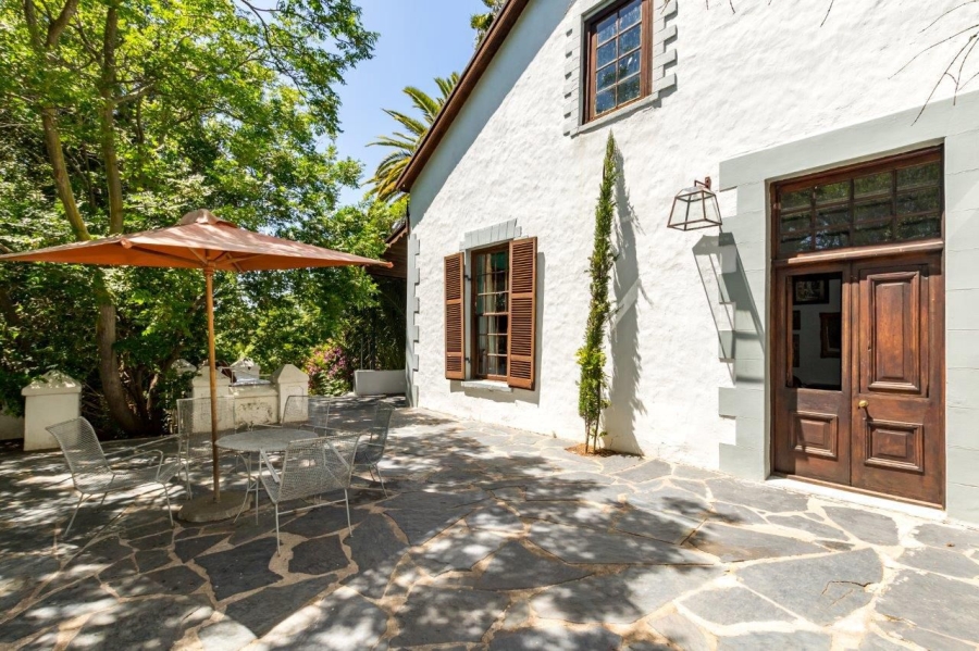 8 Bedroom Property for Sale in Hopefield Western Cape